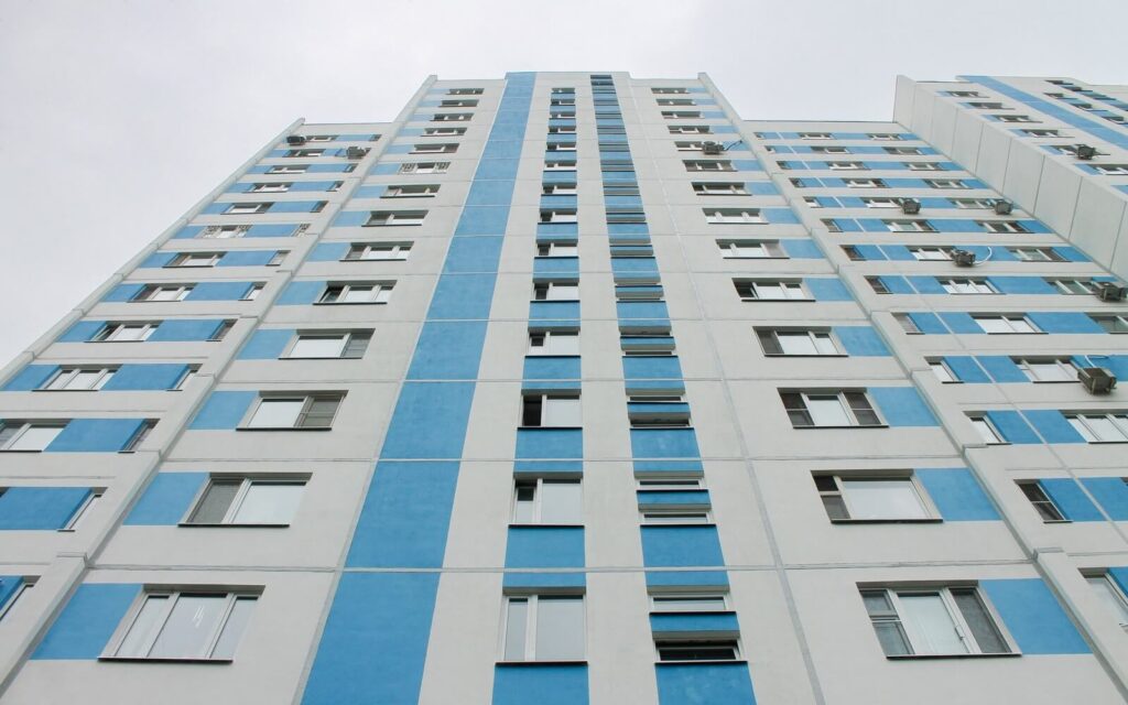 Фасад панельного дома
